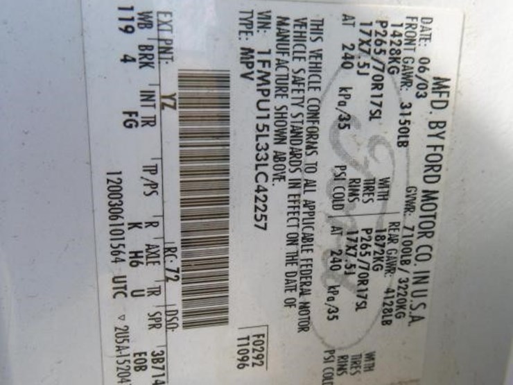 2003-ford-expedition-image-32