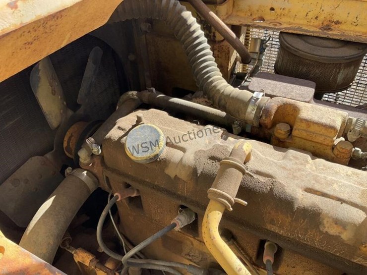 allis-chalmers-f40-24ps-image-12