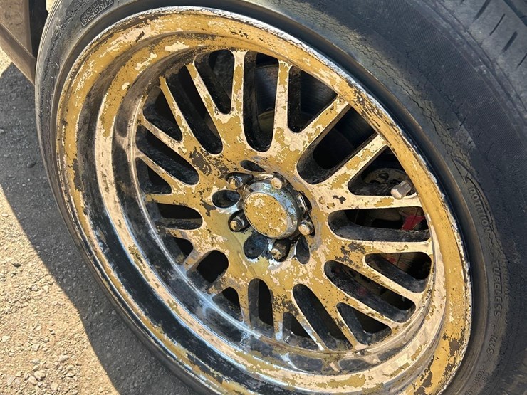 2004-subaru-impreza-awd-sedan-image-9