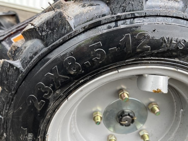 2026-agt-sda-140w-mini-skidsteer-loader-image-15