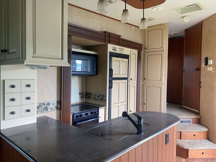 2011-heartland-big-country-3595re-image-22