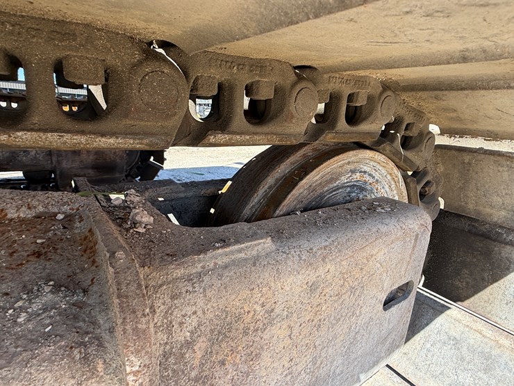 2006-jcb-js220-lc-image-16