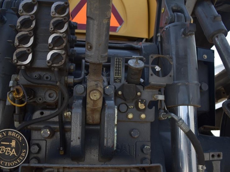 2004-challenger-mt765b-image-35