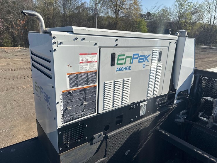 2019-ford-f750-image-21