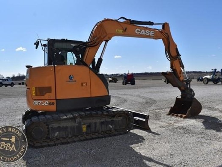 2022-case-cx75csr-image-19