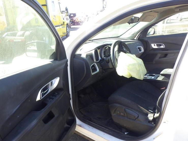 2017-chevrolet-equinox-image-5