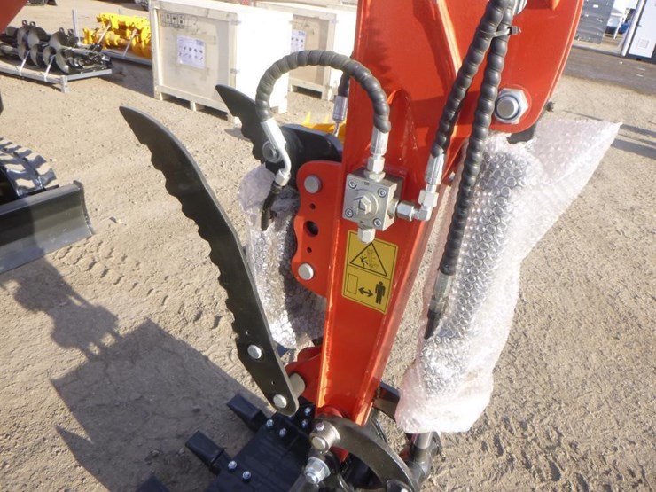 2026-tpm-18hs-hydraulic-excavator-image-12