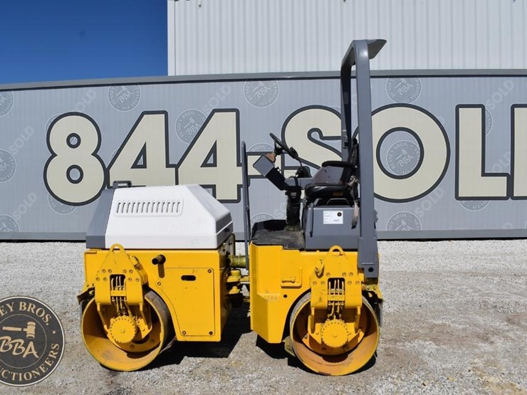 2010-benford-2010sd-image-12