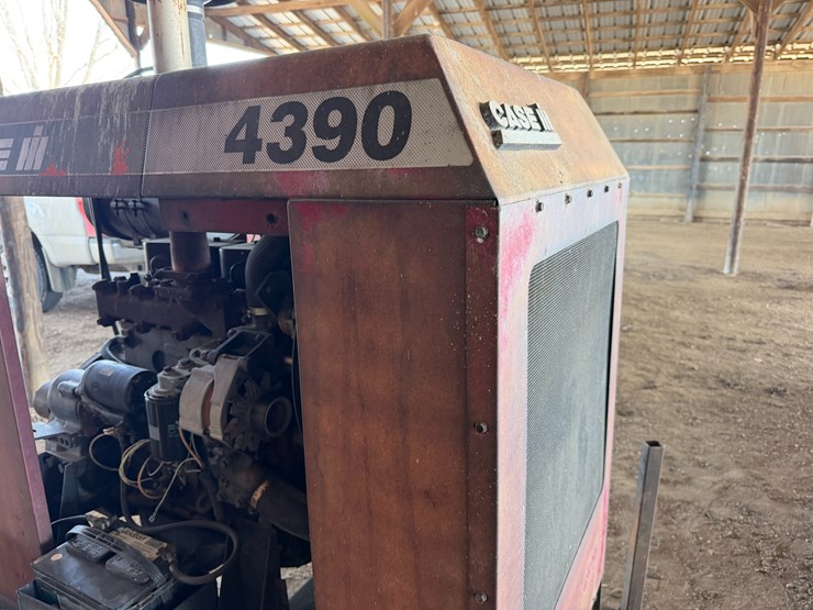 case-ih-4390-image-16