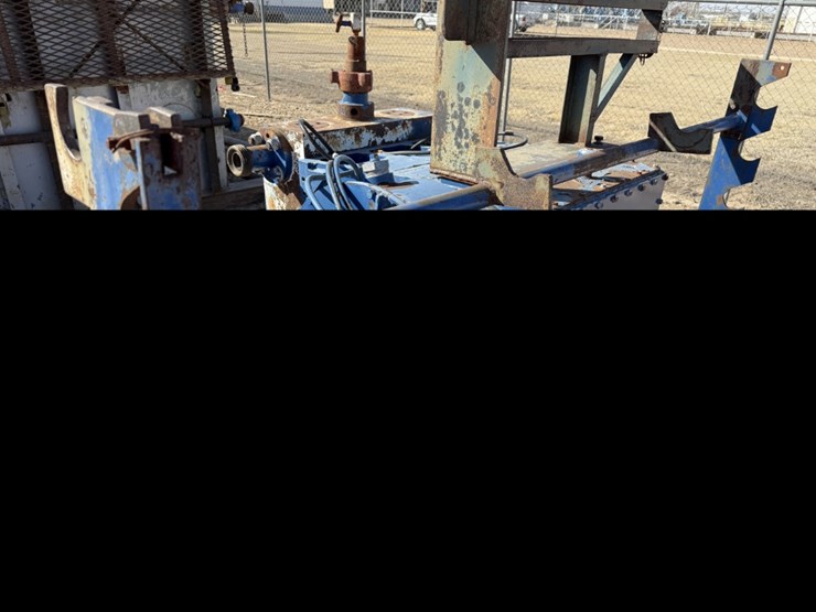 spm-tws-600s-10k-triplex-pump-mtd-on-20-x-8-skid-(incomplete,-inop)-image-9