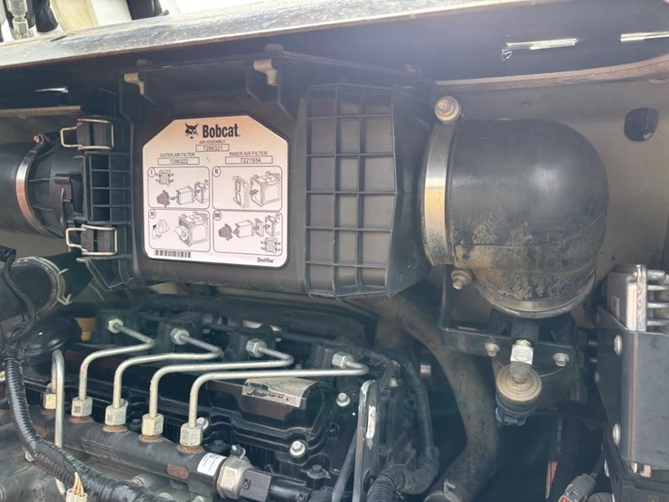 2017-bobcat-t650-image-47