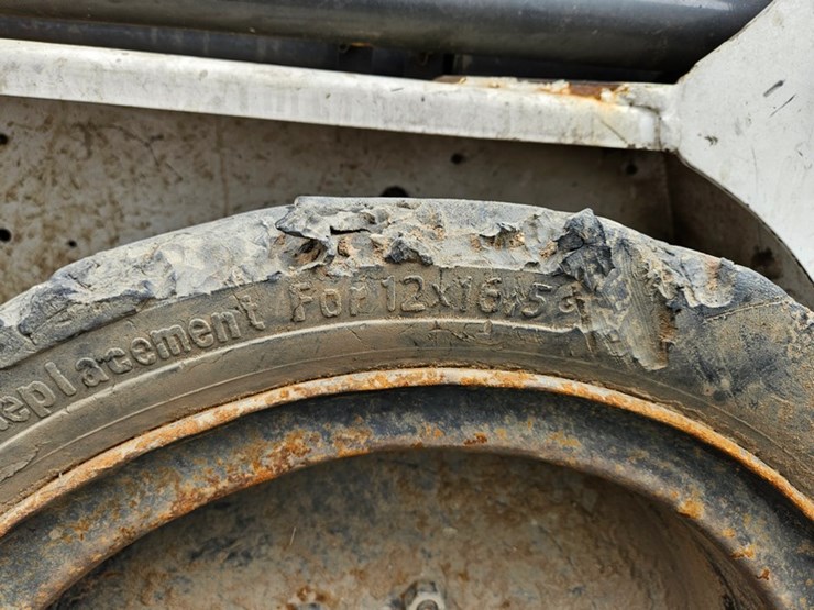 bobcat-s130-image-38