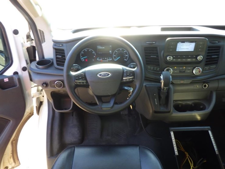 2020-ford-transit-image-9