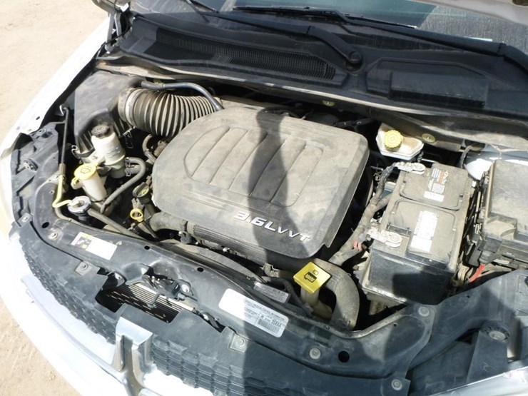 2014-dodge-grand-caravan-image-31