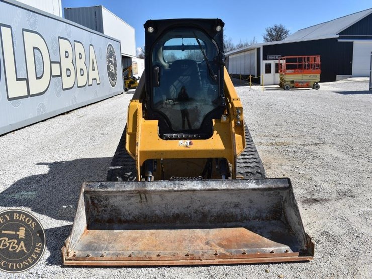 2023-caterpillar-259d3-image-29