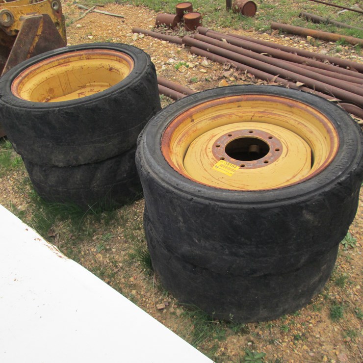#38194 • Lot of (4) 305-546 Industrial Tires