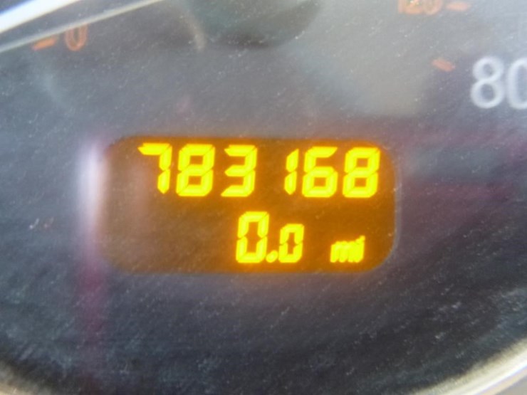 2014-peterbilt-388-image-31