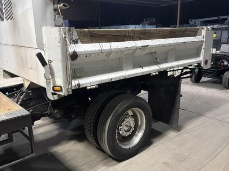 2014-ford-f550-image-6