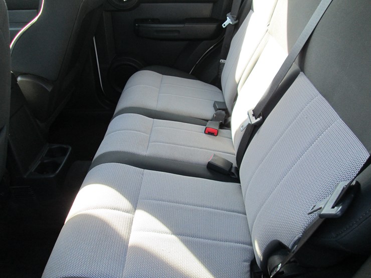 2008-dodge-nitro-image-19