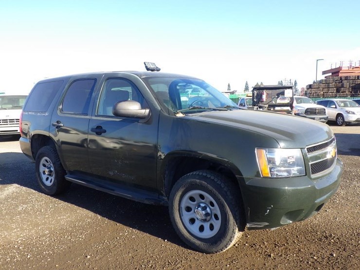 2014-chevrolet-tahoe-image-2