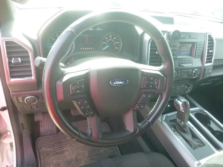 2015-ford-f150-image-12