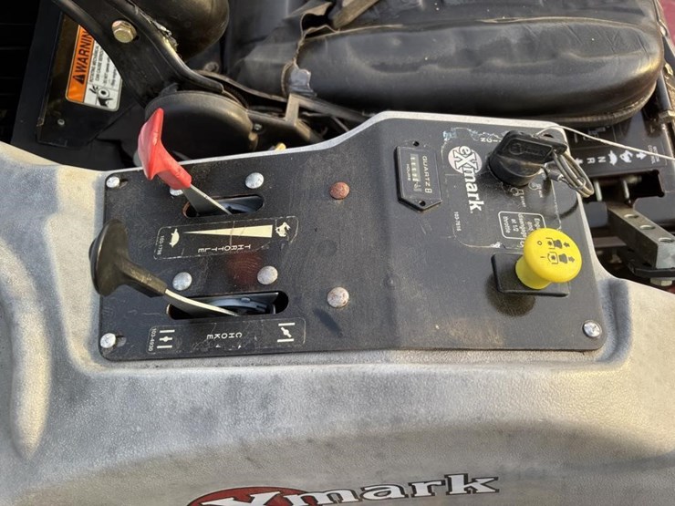 2010-exmark-lxs35bv725-image-15