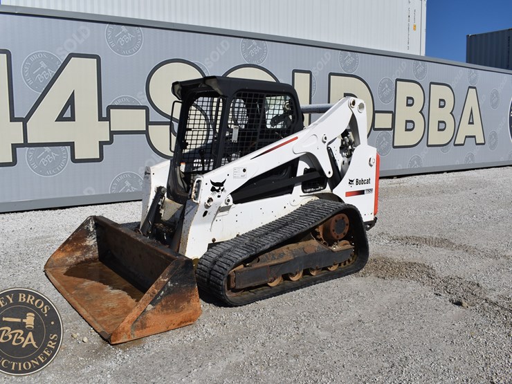 2016-bobcat-t650-image-6