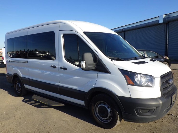 2020-ford-transit-image-2