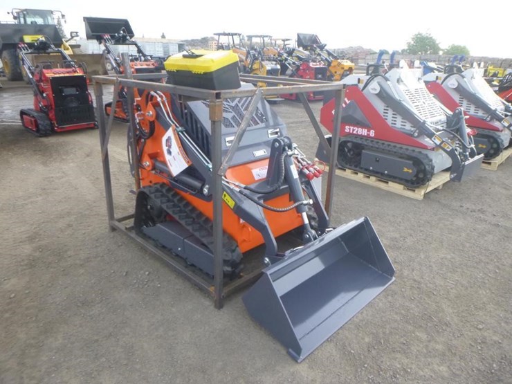 tpm-t460-skid-steer-track-loader-image-2