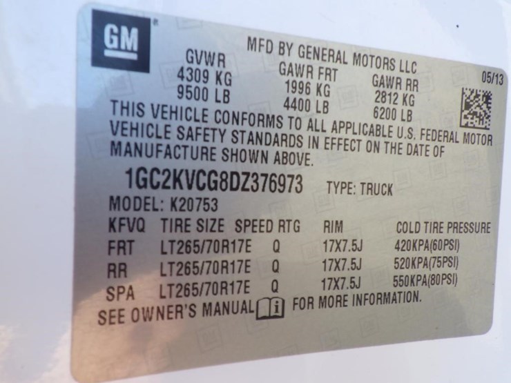 2013-chevrolet-2500hd-image-14