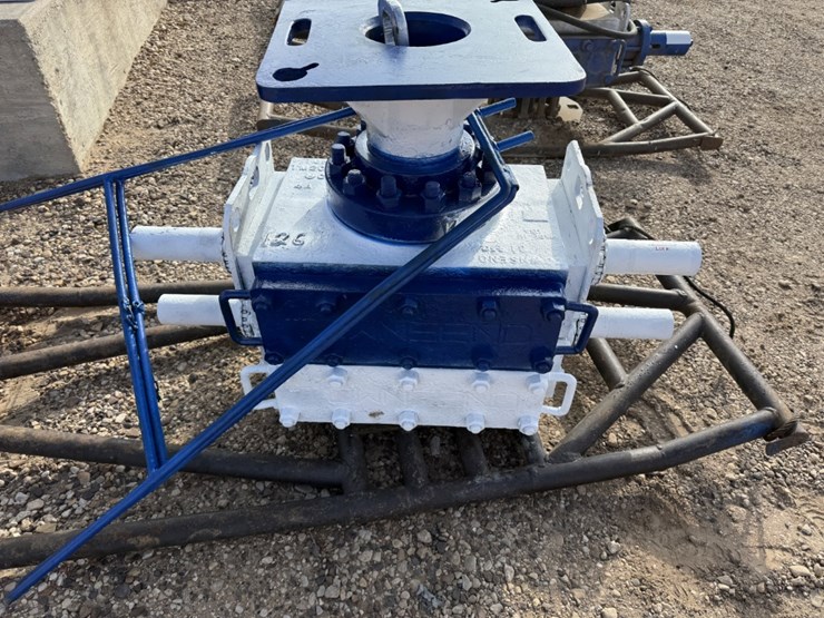 7-1/16-townsend-3m-2-7/8-dbl-manual-blowout-preventer-,-charted-image-4