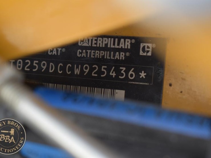 2023-caterpillar-259d3-image-35