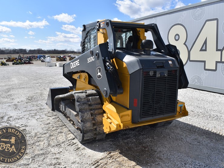 2020-deere-333g-image-15