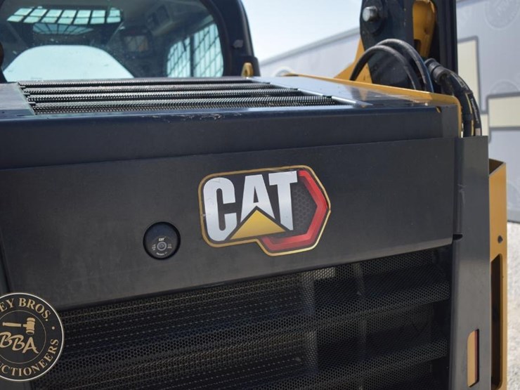 2023-caterpillar-259d3-image-22