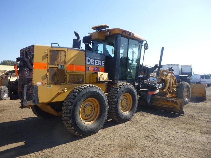 2008-deere-772d-image-3