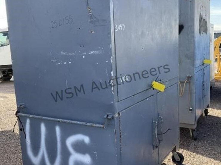 large-steel-work-cabinet-image-1