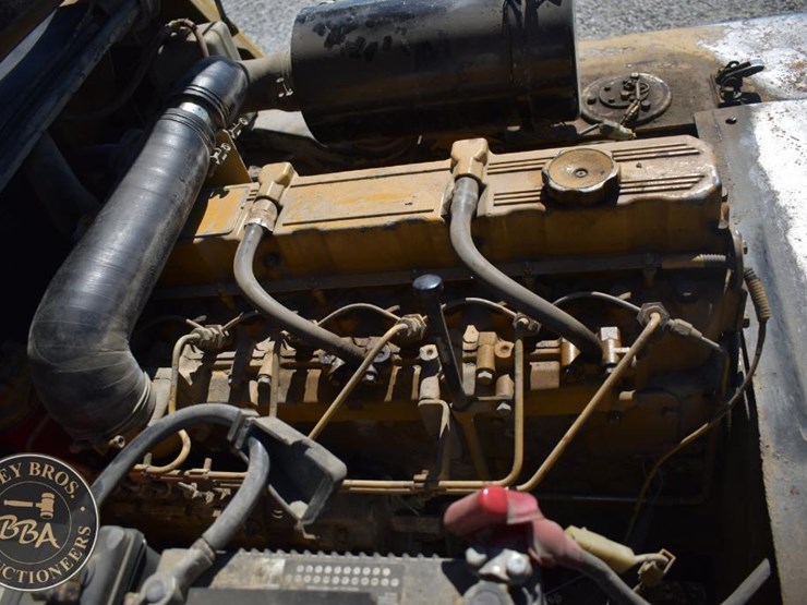 1995-caterpillar-dp40-image-32