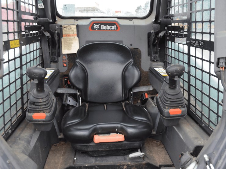 2023-bobcat-s62-image-11