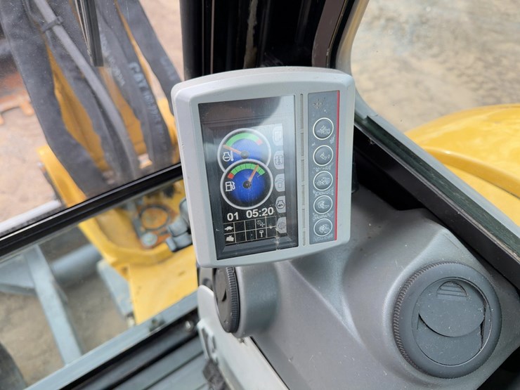 2017-caterpillar-305e2-cr-image-32