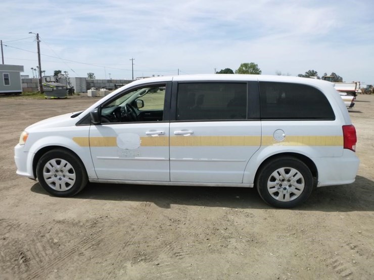 2014-dodge-grand-caravan-image-6