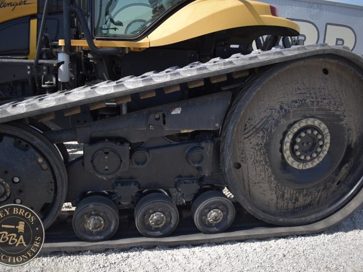 2004-challenger-mt765b-image-27