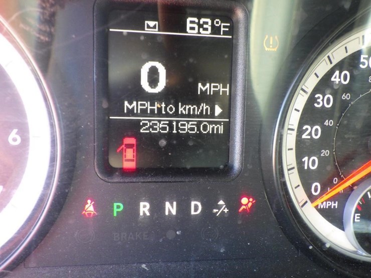 2014-dodge-1500-image-14