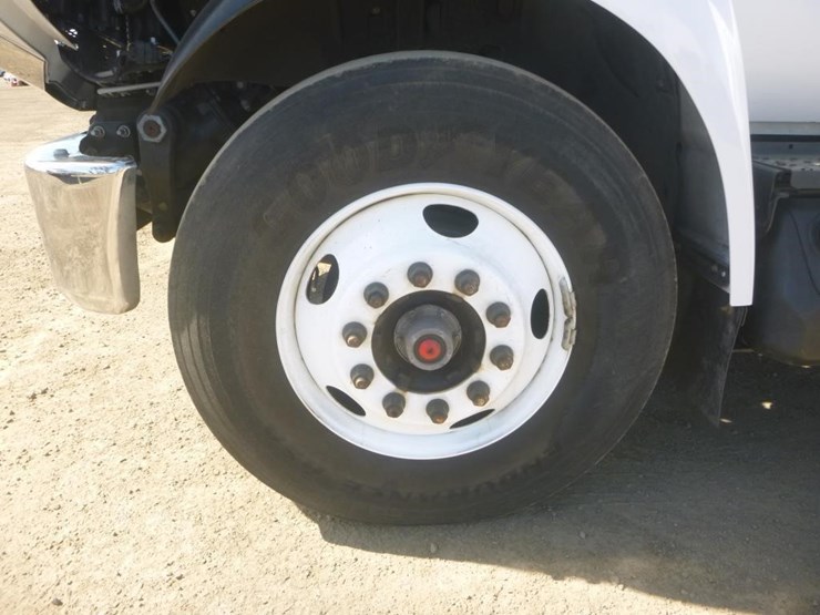 2019-ford-f750-image-22