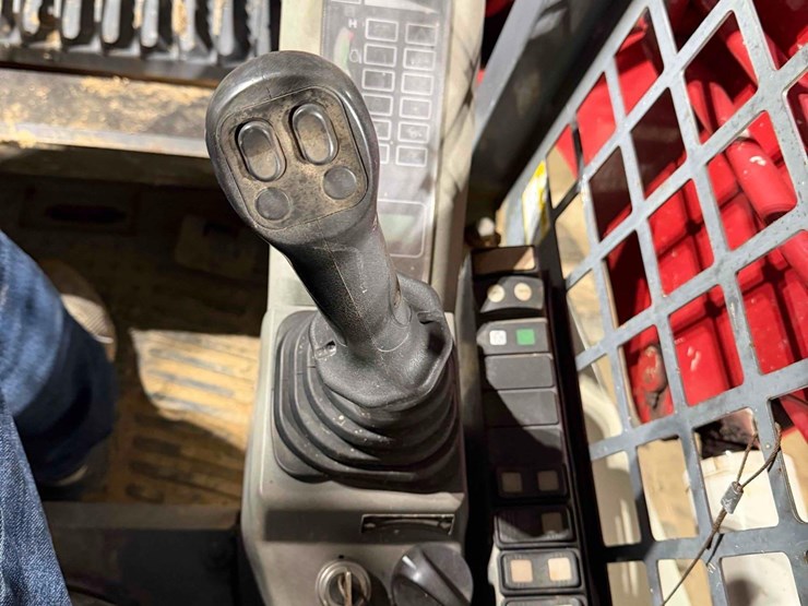 takeuchi-tl8-image-15