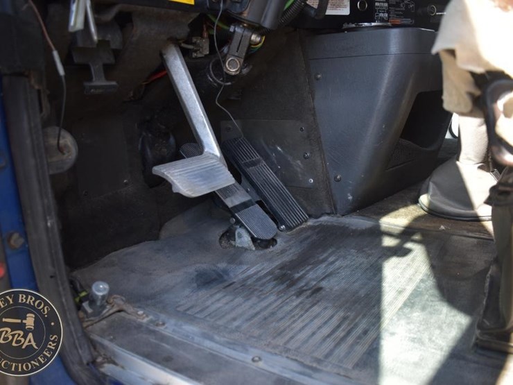 1998-international-9300-image-42