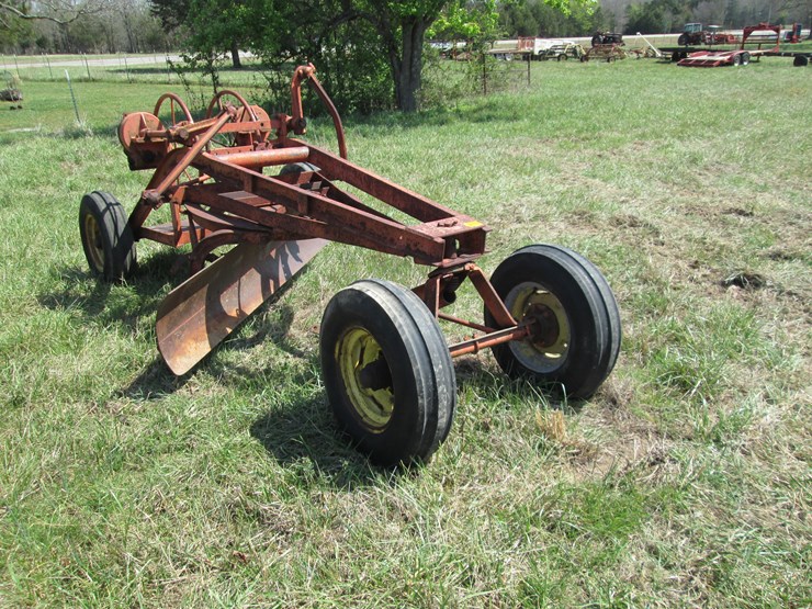 #43954-•-northfield-iron-22-7'-pull-type-grader-7550-image-2