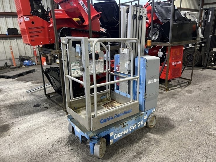 2012-genie-gr20-image-1