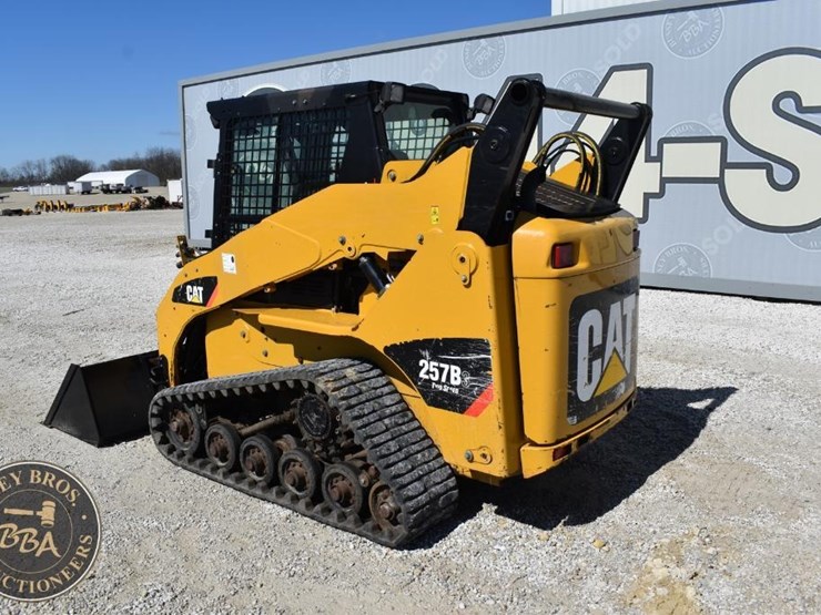 2012-caterpillar-257b3-image-13