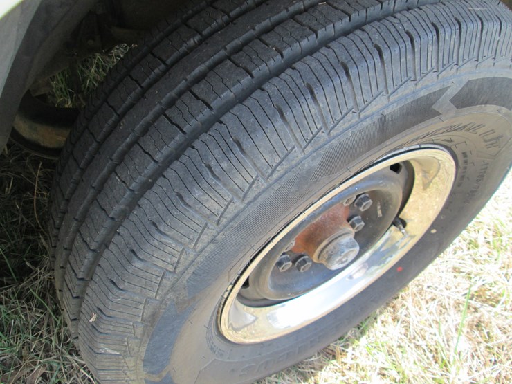 1999-dodge-2500-image-19