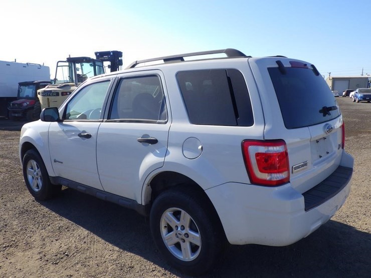 2009-ford-escape-image-4